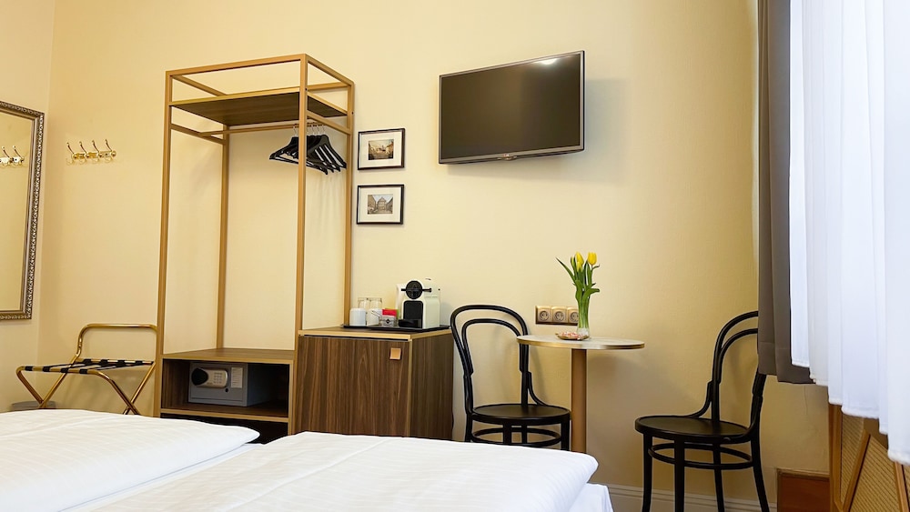 Classic Double Room photo 2
