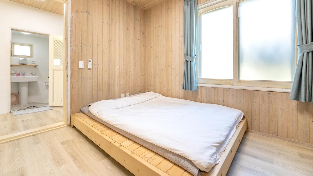 Basic Room, 1 Bedroom (101ho) - Photo 9