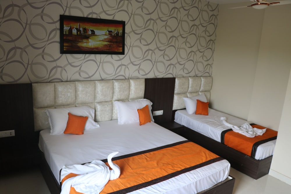 Luxury Triple Room photo 1
