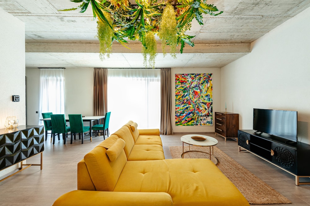 Executive Apartment