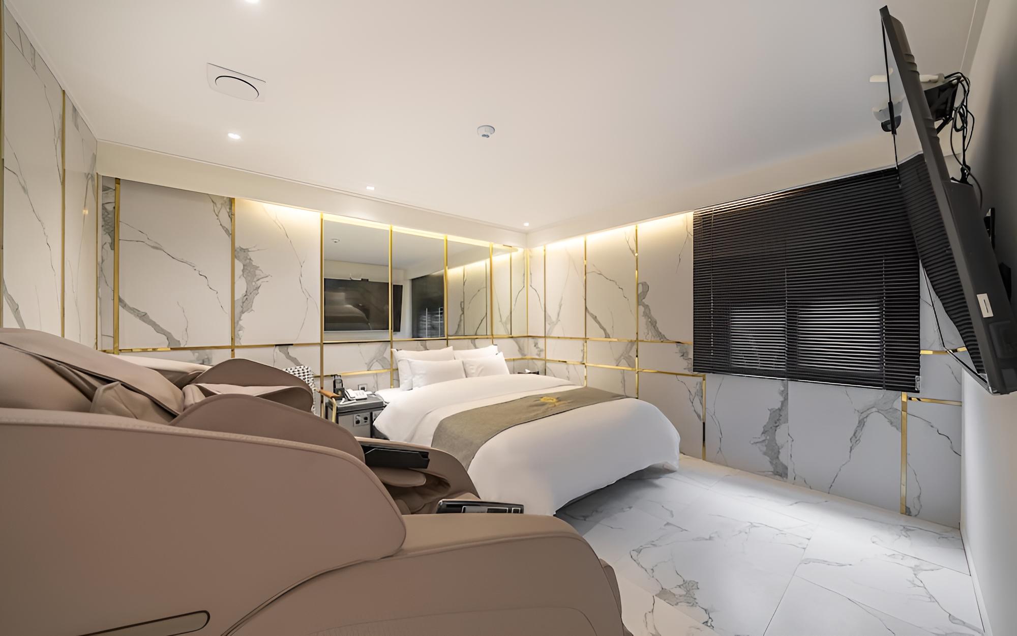 Room (Suite-high specification 1PC (massage) photo 2