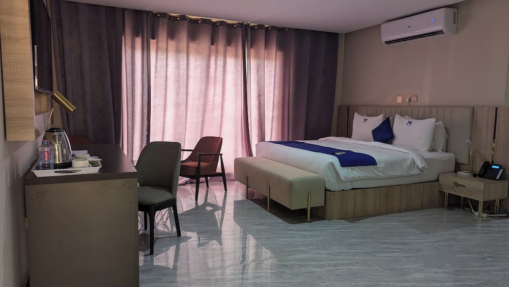 Executive Room photo 2