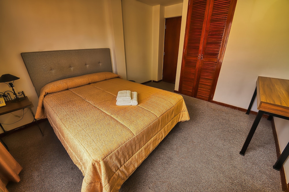 Double Room, 1 Queen Bed photo 2