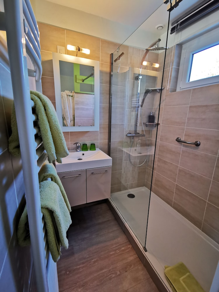 Standard Double Room, Ensuite, Garden View (Houlgate) photo 3