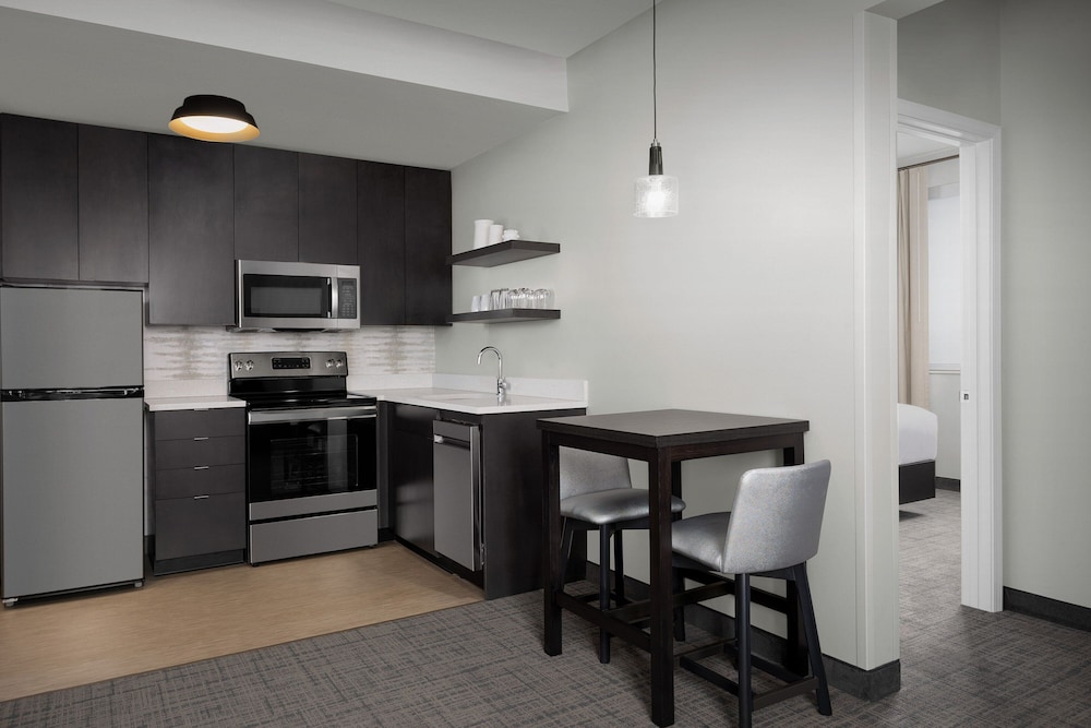 Suite, 1 Bedroom (Mobility Accessible, Roll-in Shower) photo 1