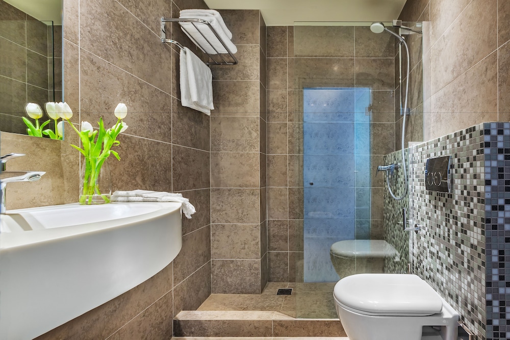 Premium Double Room, Sea Front - Photo 6
