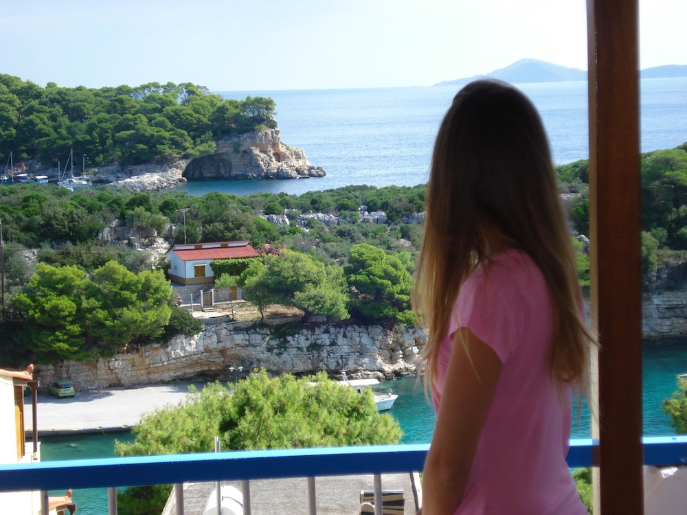 Basic Double or Twin Room, Sea View