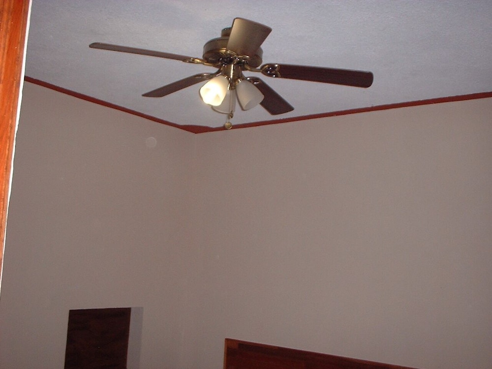 Basic Triple Room photo 3