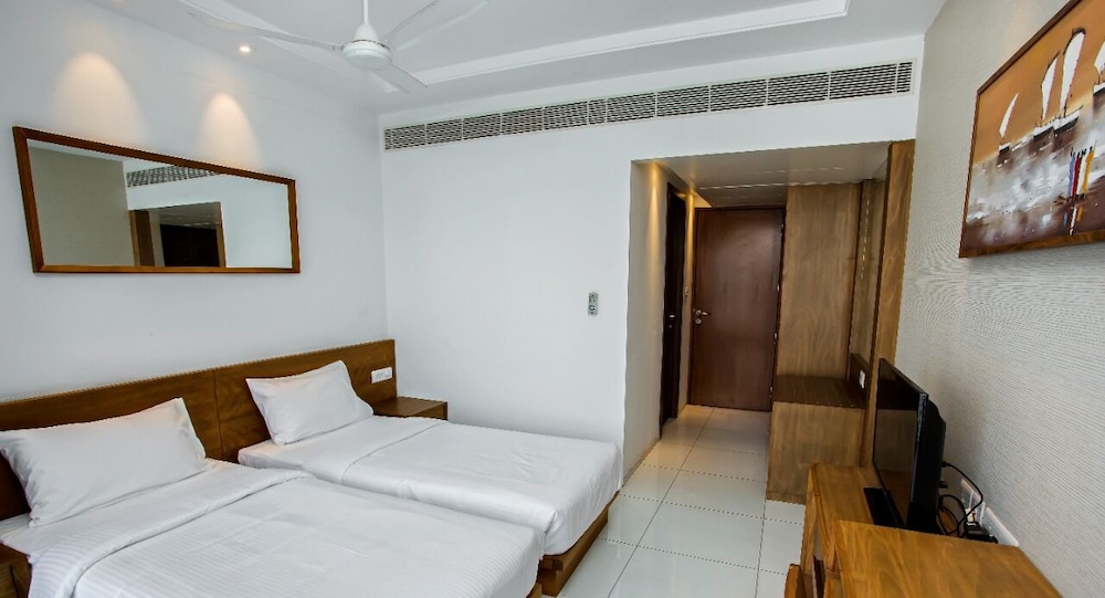 Exclusive Suite, 1 Bedroom - Photo 1