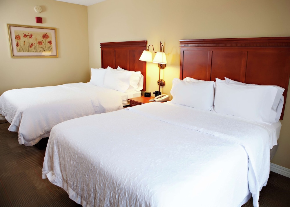 Room, 2 Queen Beds, Accessible, Non Smoking - Photo 1