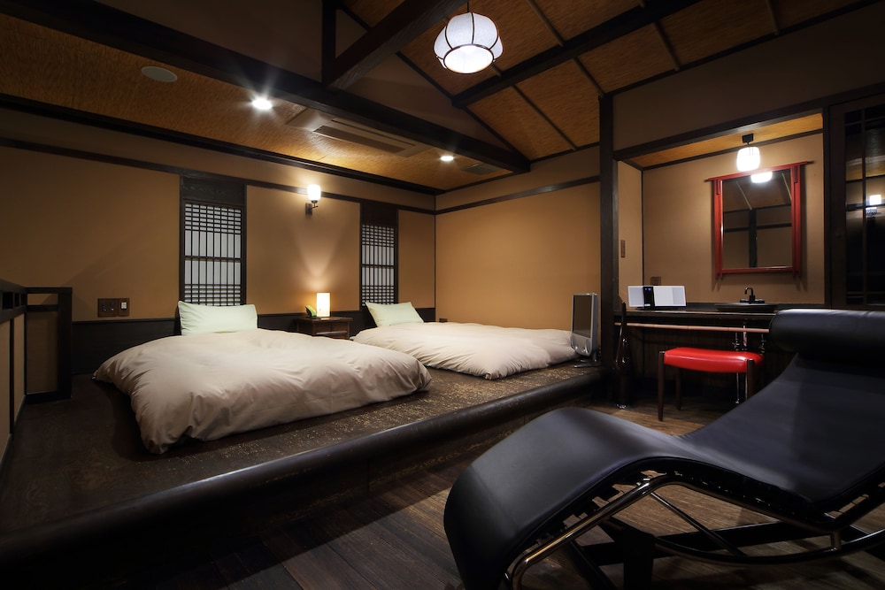 Annex (Hana) photo 3