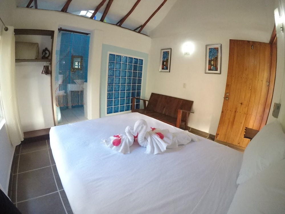 Standard Room, Bathtub (with fan) photo 1