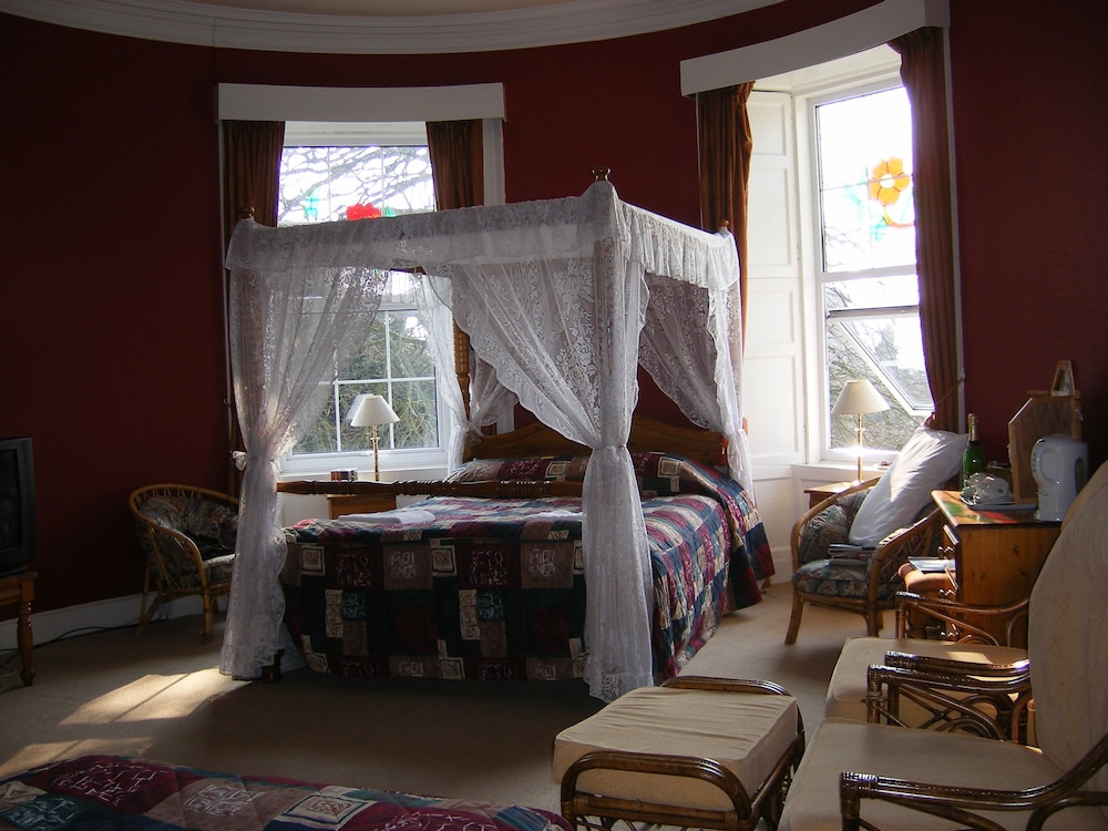 Family Room photo 1