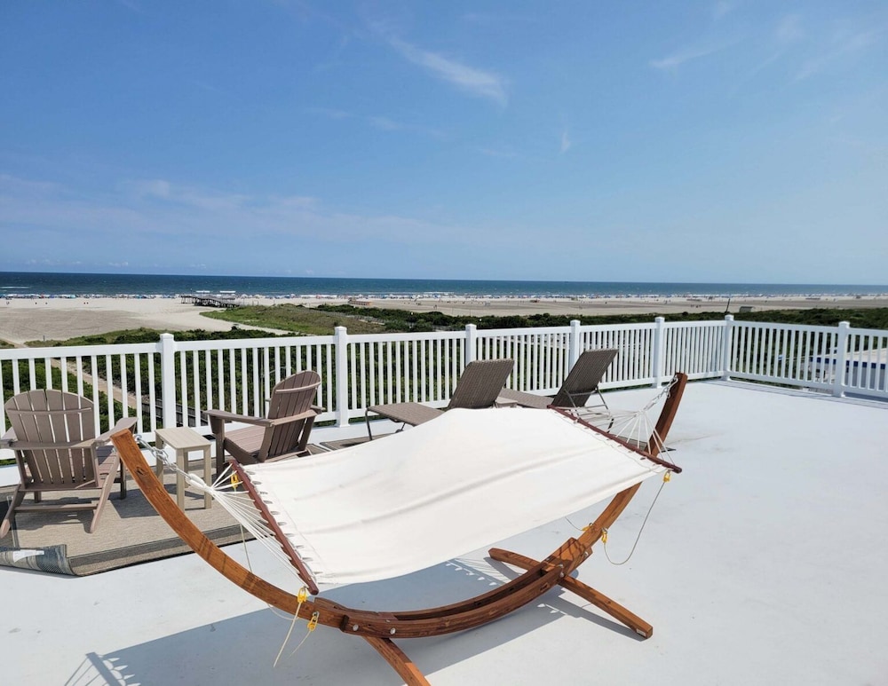 Luxury Penthouse, Ocean View photo 3