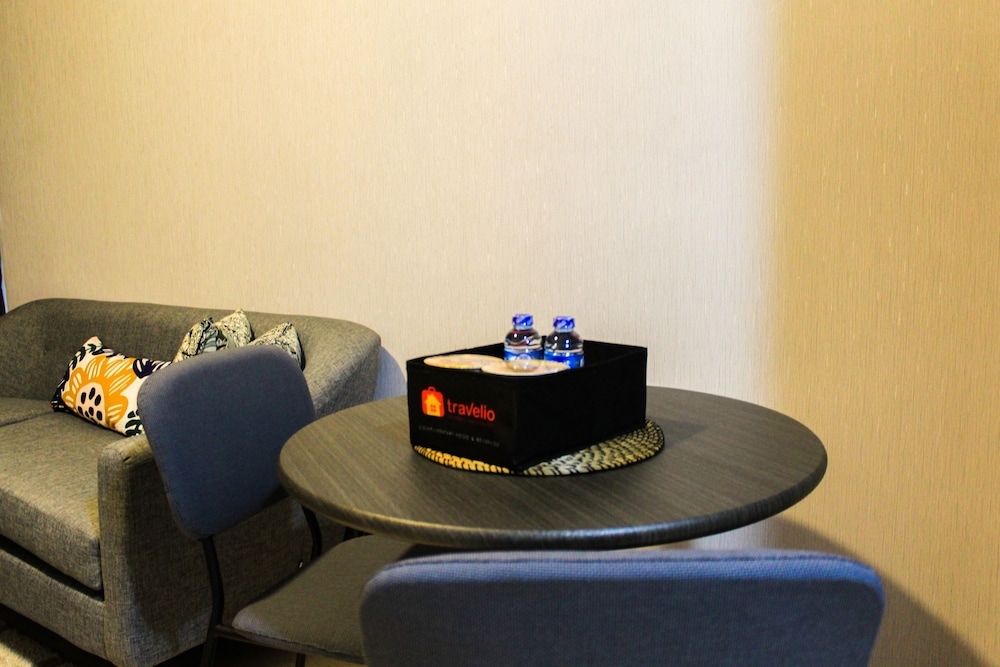 Room - Photo 15