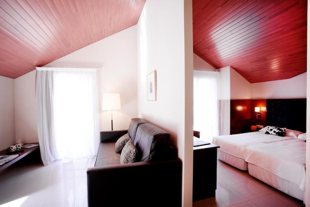 Comfort Studio Suite, Balcony, Mountain View photo 1