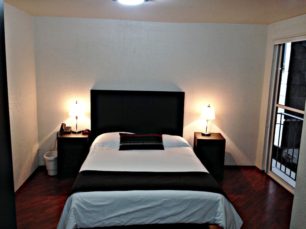 City Studio, 1 Queen Bed, Kitchen