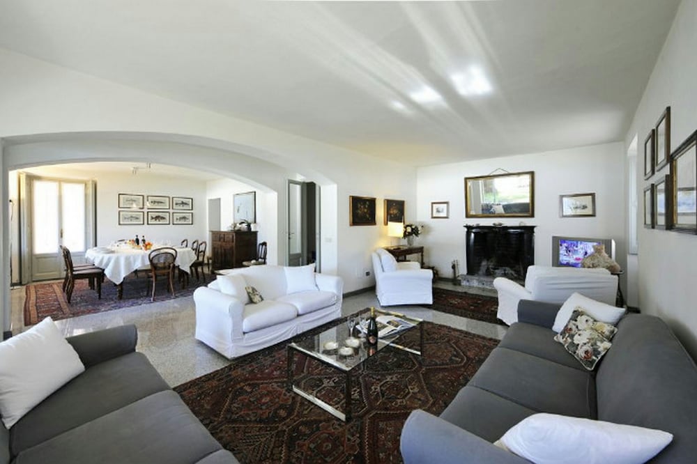Family Villa, Multiple Beds, Garden Area (La Torre Dell'Isola) photo 3