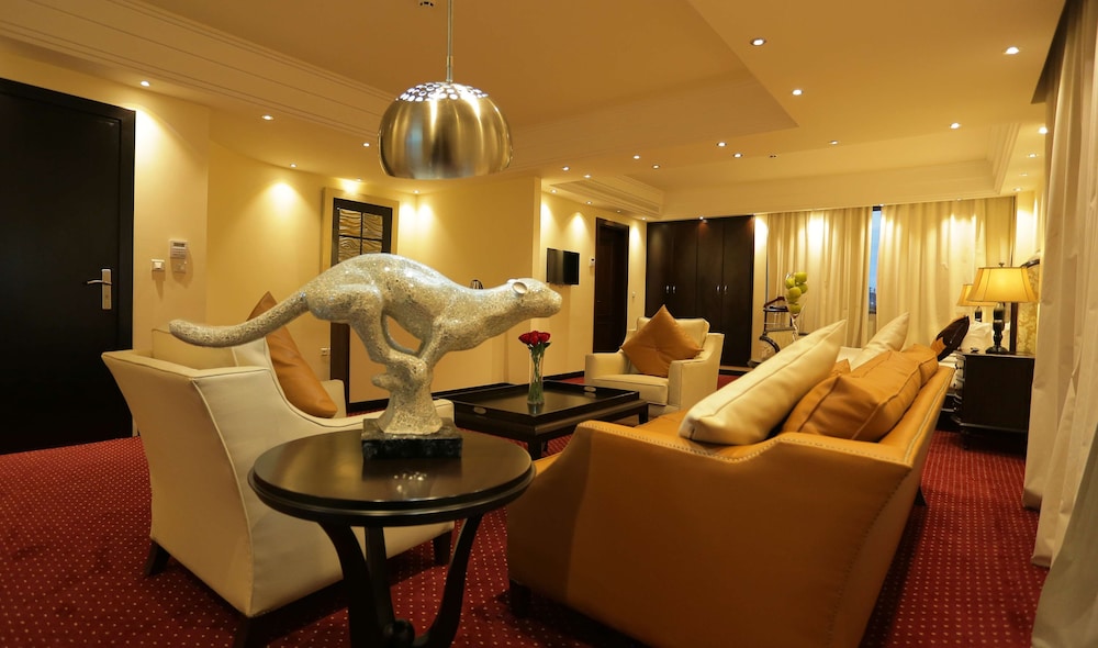 Ministerial Suite photo 3