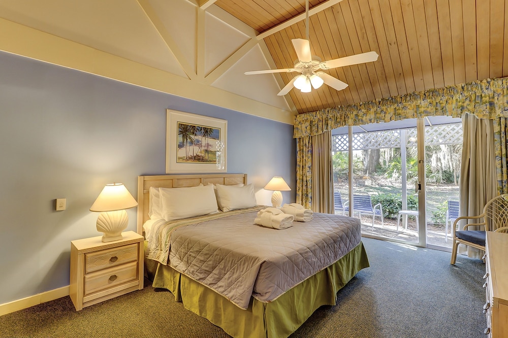 Basic Villa photo 2