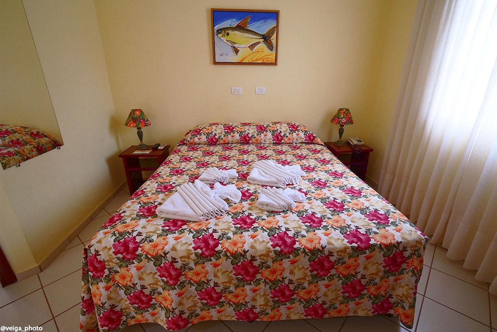 Deluxe Room, Multiple Bedrooms - Photo 21