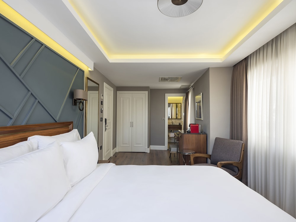 Deluxe Room, Sea View photo 3