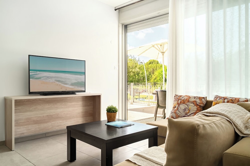 Villa photo 3
