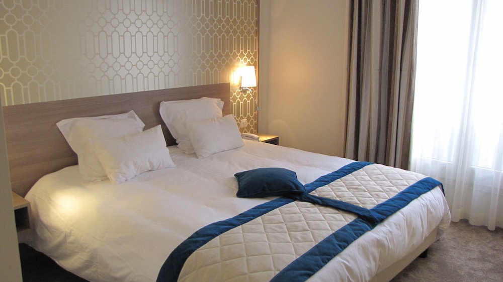 Deluxe Double or Twin Room (Prestige)