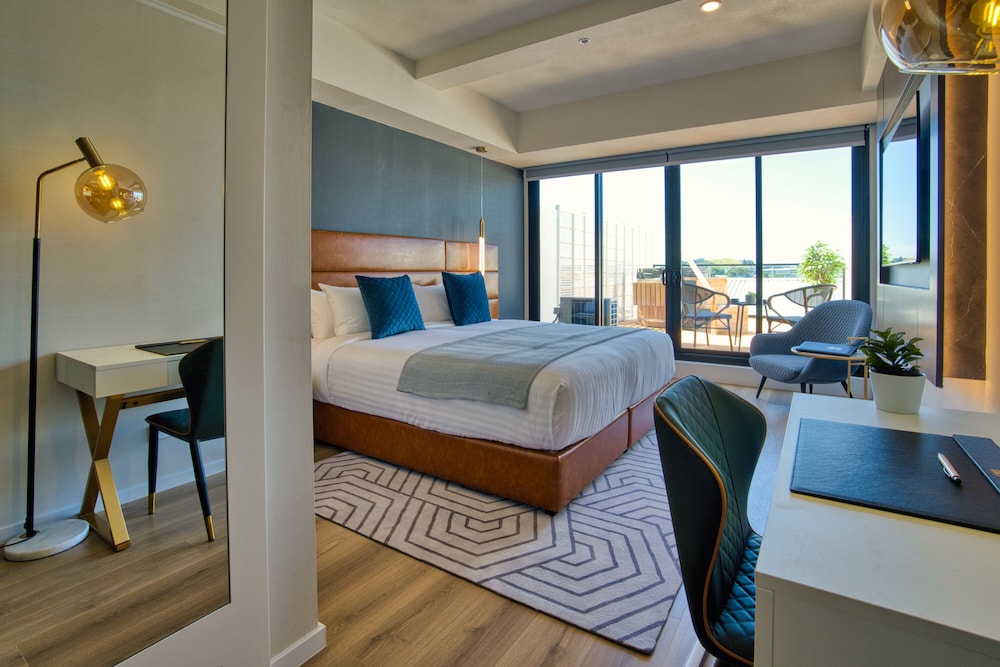 Luxury Studio Suite
