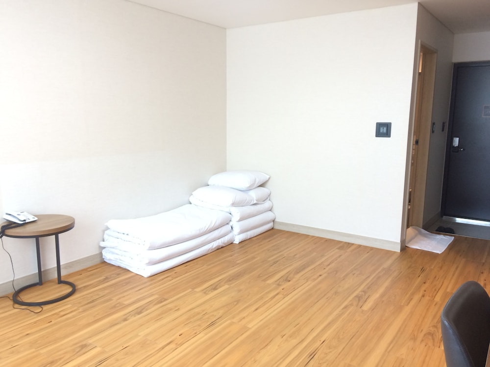 Traditional Room photo 2
