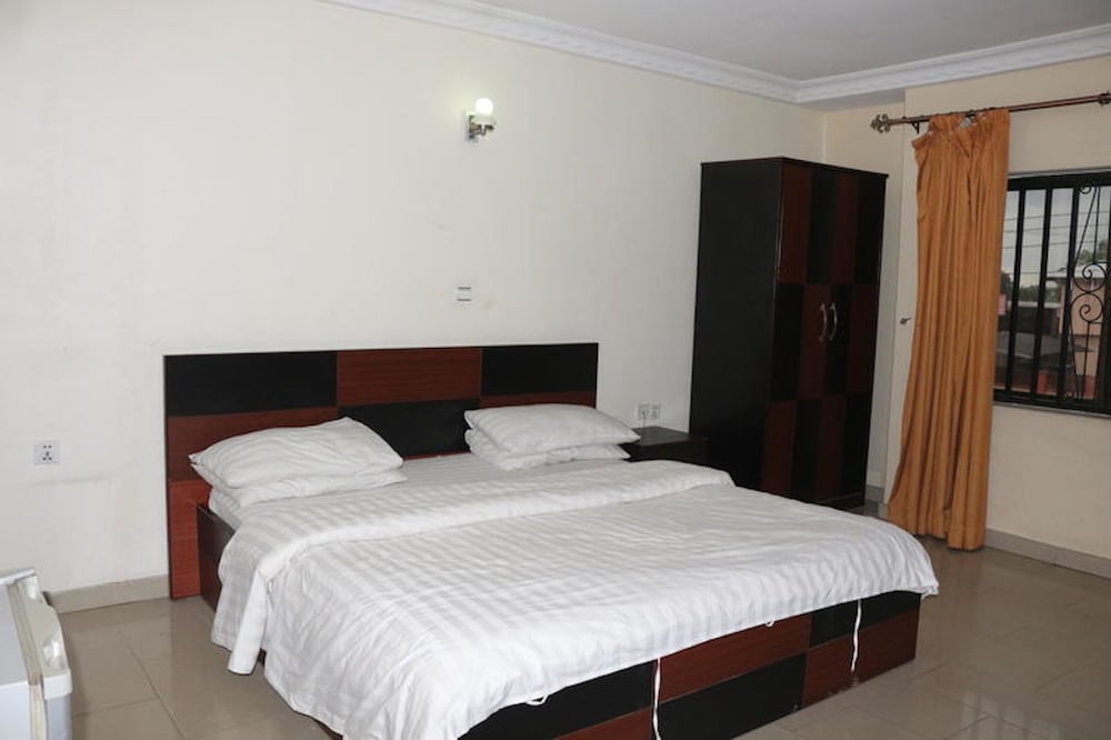 Deluxe Double Room, 1 Queen Bed photo 2