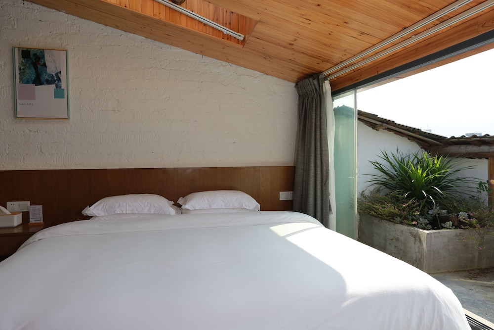 Design Double Room