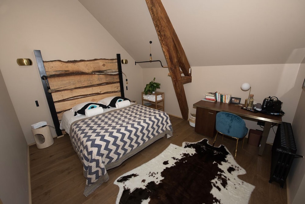 Premium Double Room, Garden View (Quercus)