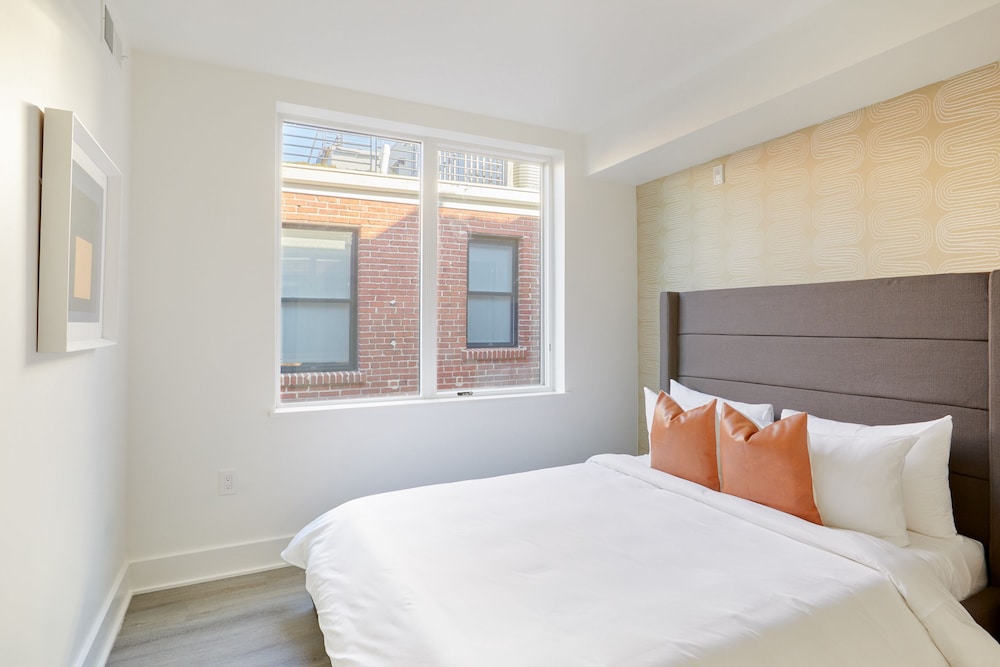 Deluxe Apartment, 2 Bedrooms - Photo 15