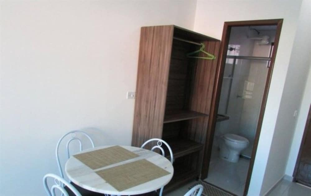 Quarto Standard com Cama de Casal ou 2 Camas de Solteiro com Varanda photo 2