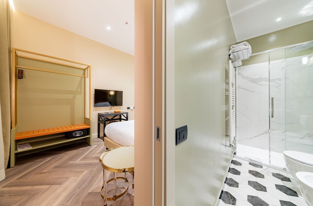 Classic Double or Twin Room photo 2