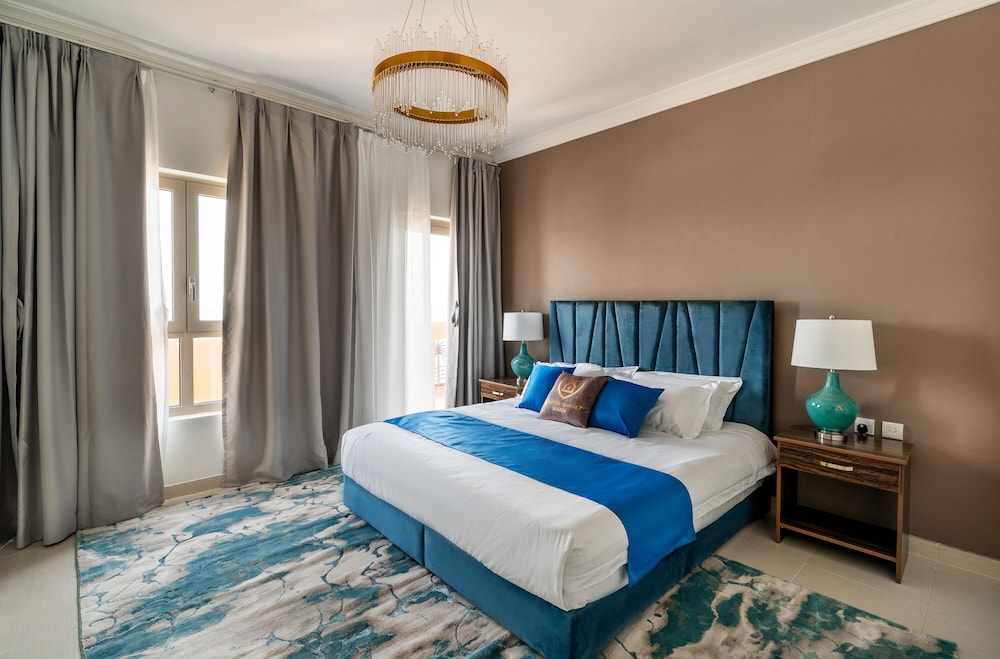 Luxury Apartment, 2 Bedrooms, Balcony, Sea View