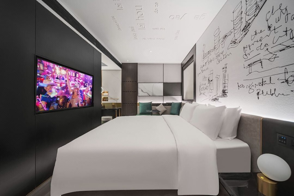 Senior Single Room