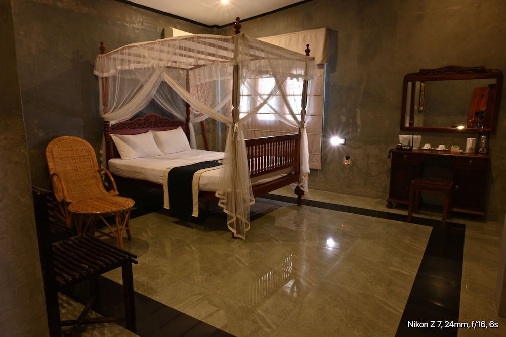 Family Room, 1 Bedroom