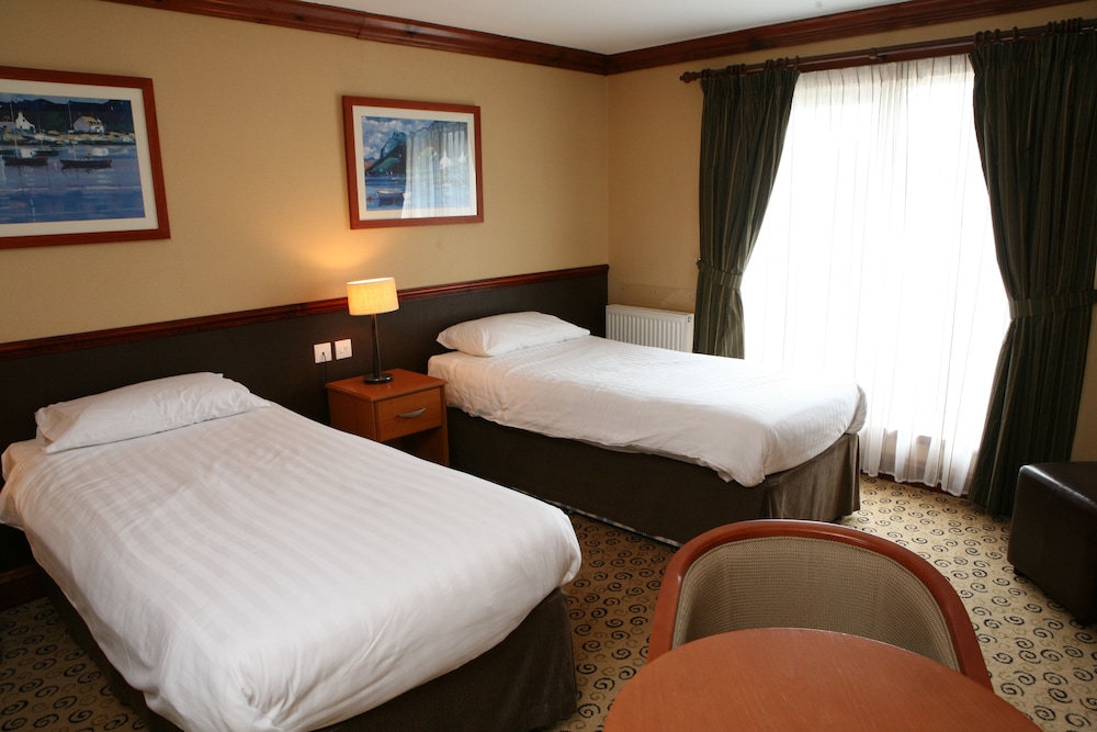Standard Twin Room, 2 Twin Beds photo 2