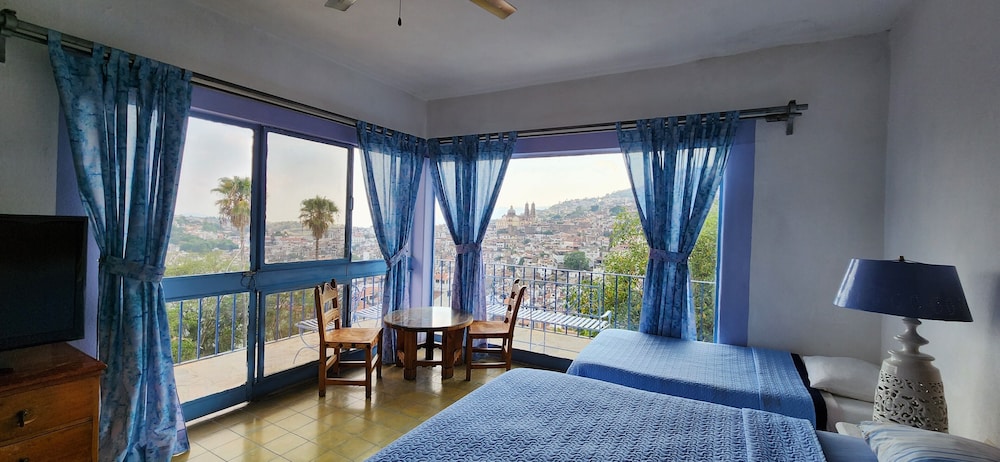 Panoramic Suite (Marilyn Monroe) photo 1