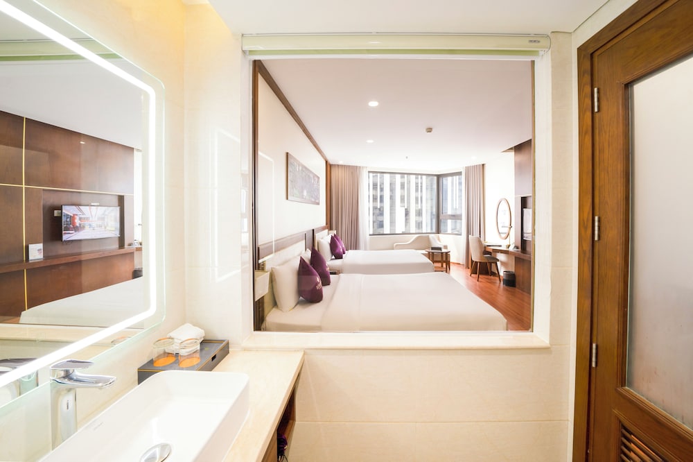 Deluxe Family Room, Partial Ocean View with Afternoon Tea Per Stay photo 2