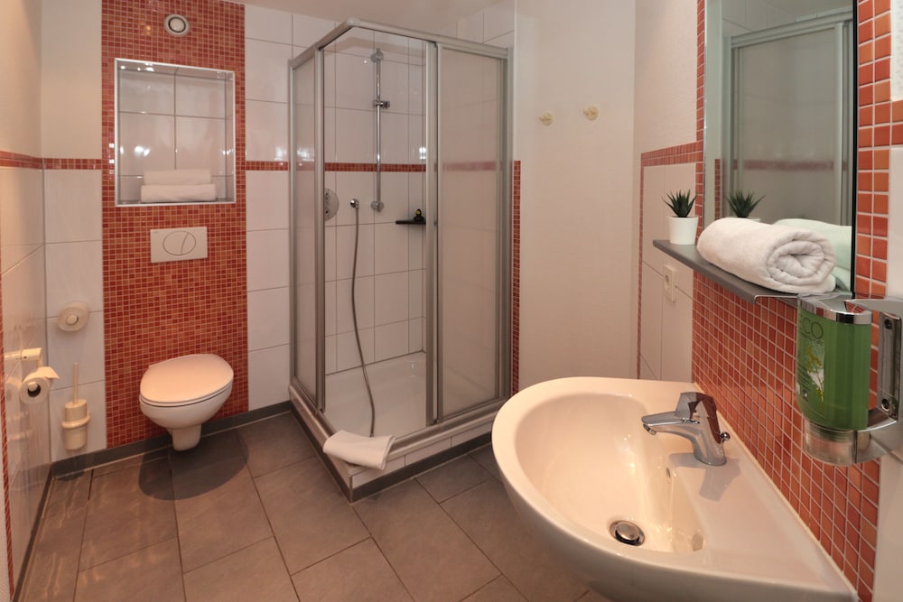 Quadruple Room - Photo 2