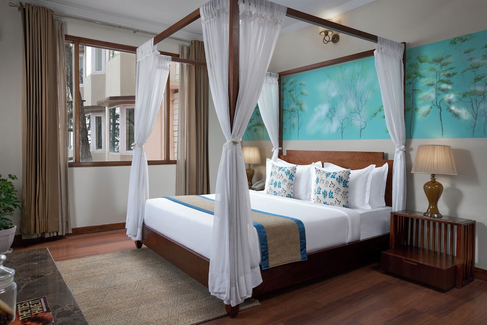 Luxury Suite photo 3