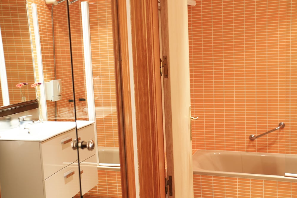 Triple Apartment - Photo 8