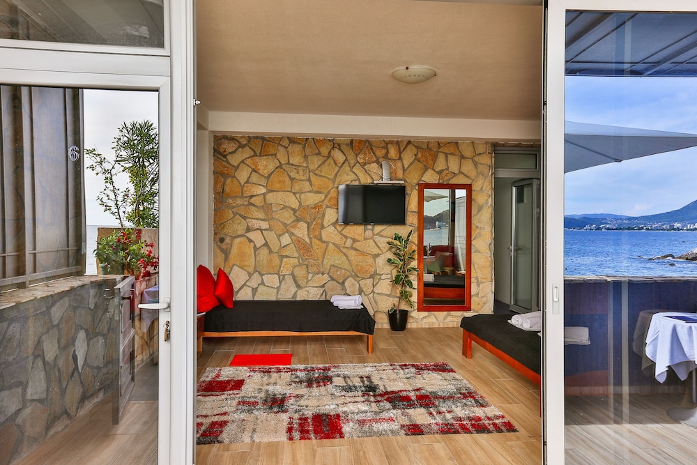 Classic Apartment