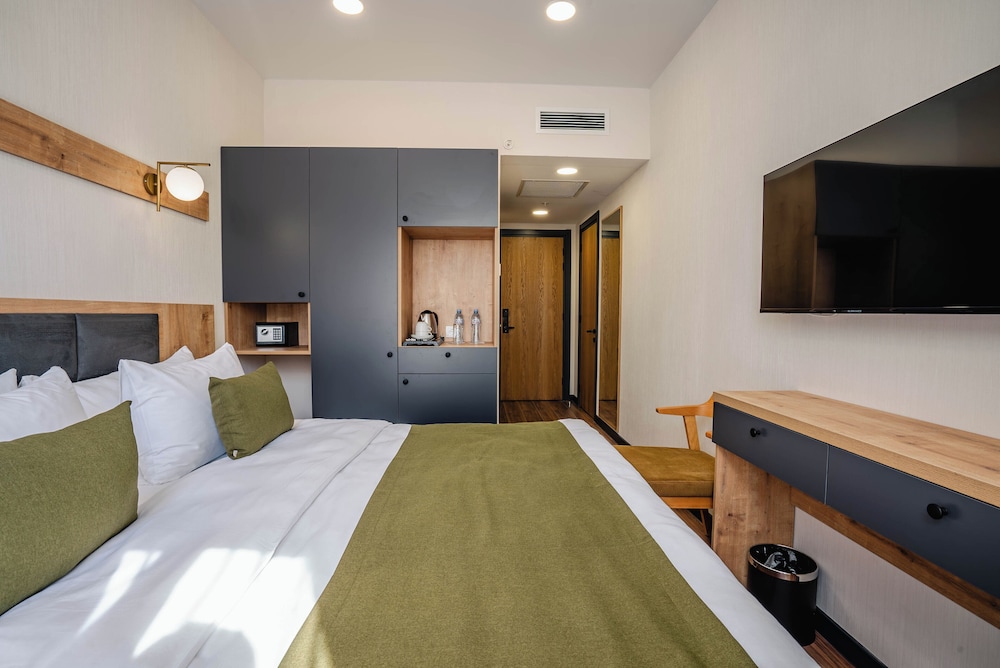 Classic Double or Twin Room - Photo 1