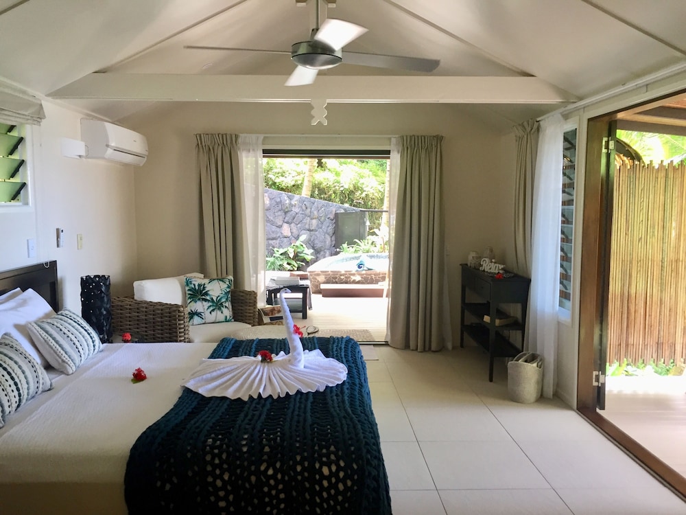 Lagoon View Spa Pool Villa photo 1