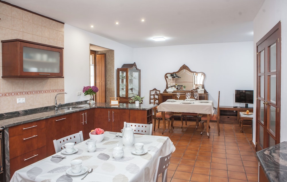 Casa, 4 Habitaciones, Fumador, Balcón