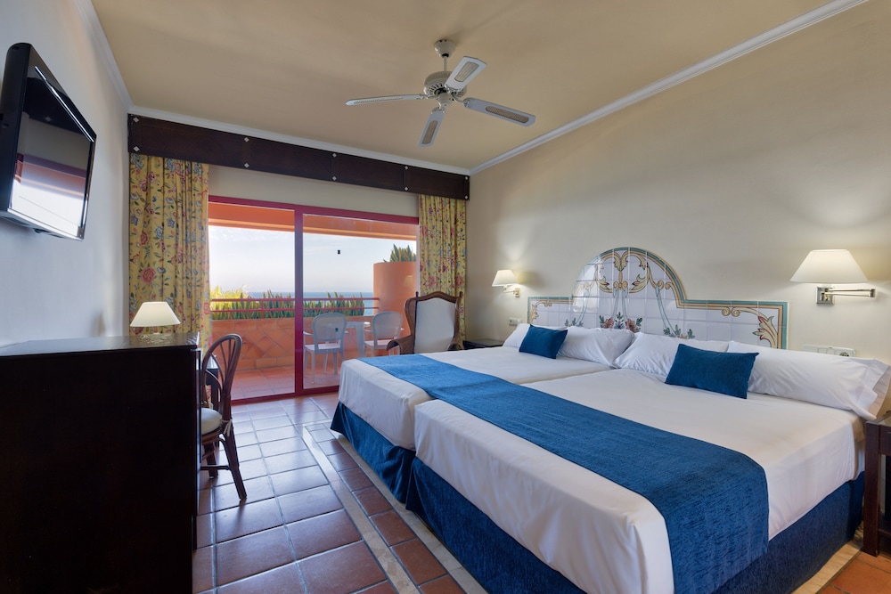 Double Room, Sea View - Photo 4